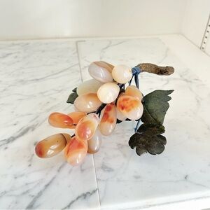 Vintage MCM Fine Chinese Carved Jade Leaves & Carnelian Agate Grape Cluster